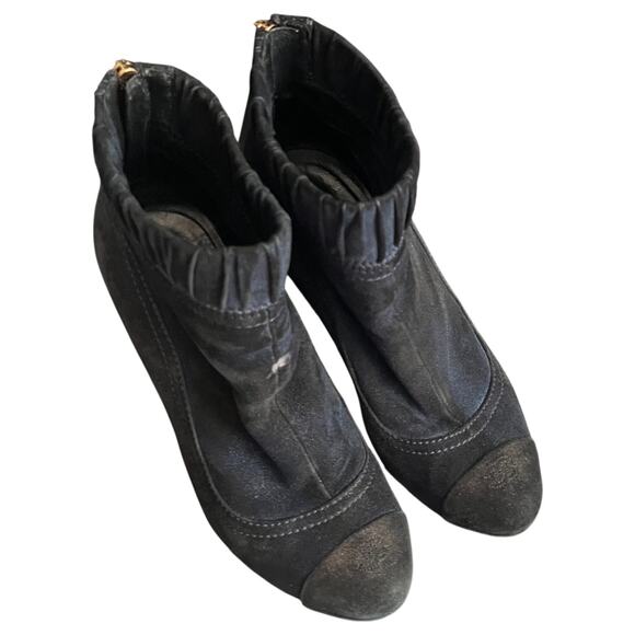 Chanel Blue Suede Ankle Boots, US7/IT 37 - Picture 6 of 16